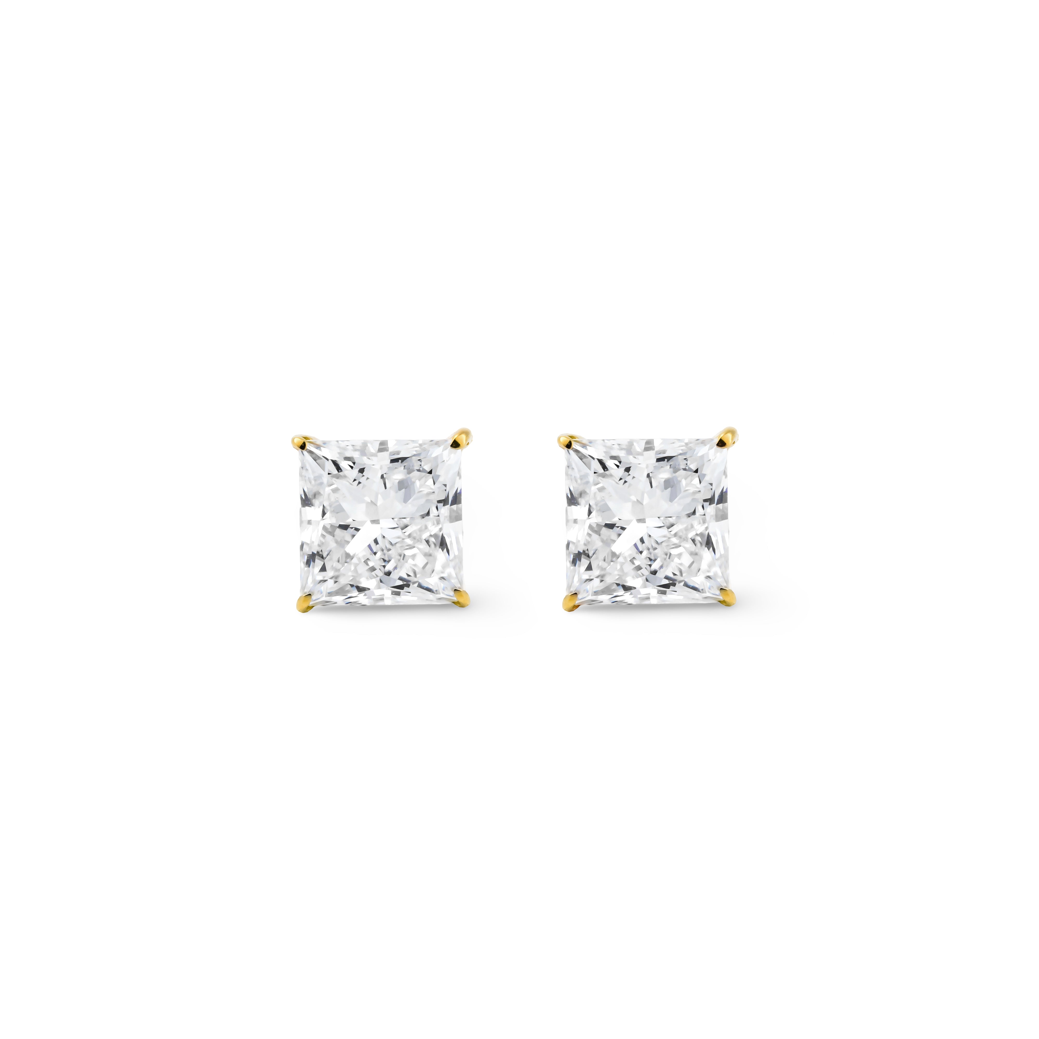 The Essentials Studs “Princess”