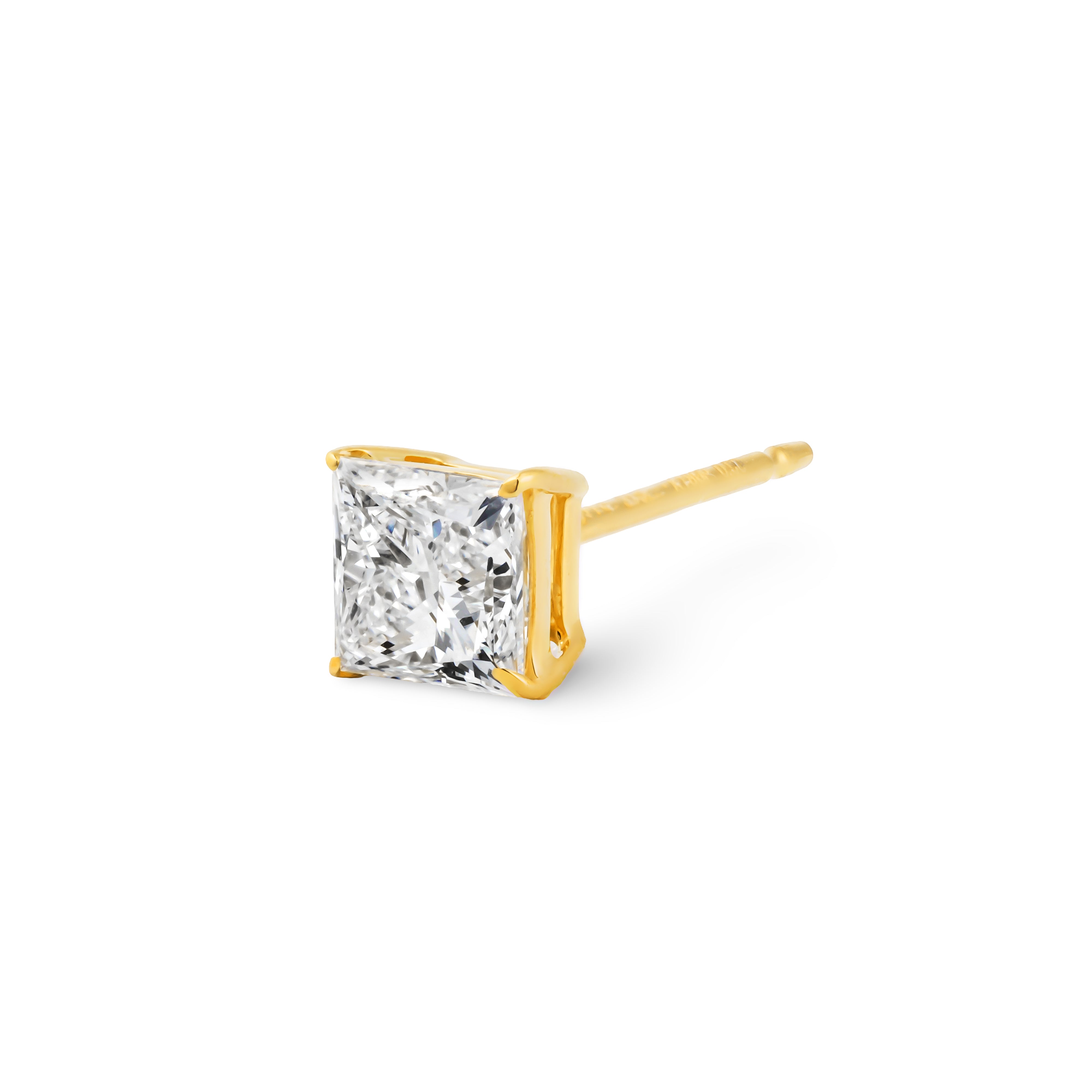 The Essentials Studs “Princess”