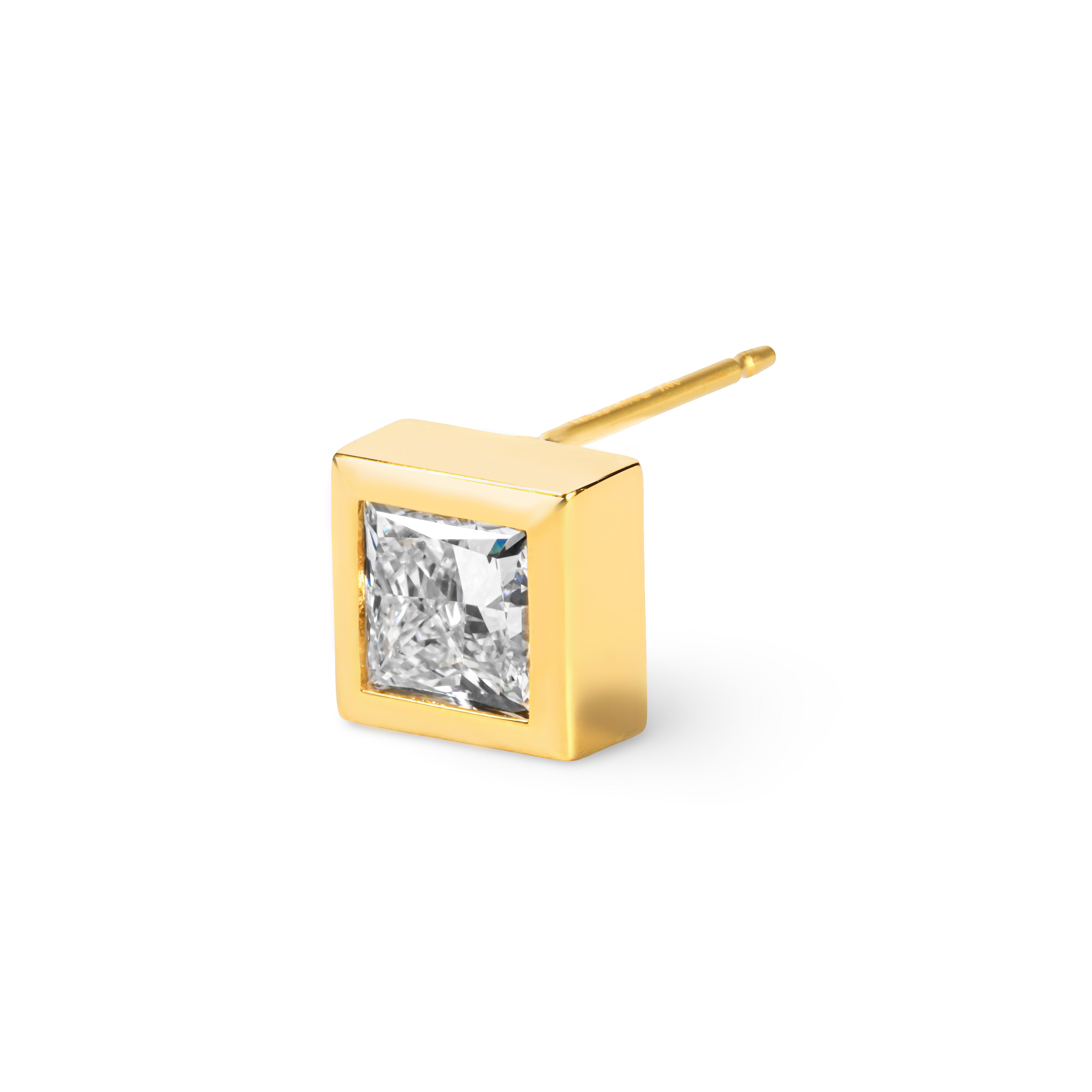 The Geometric Studs “Princess”