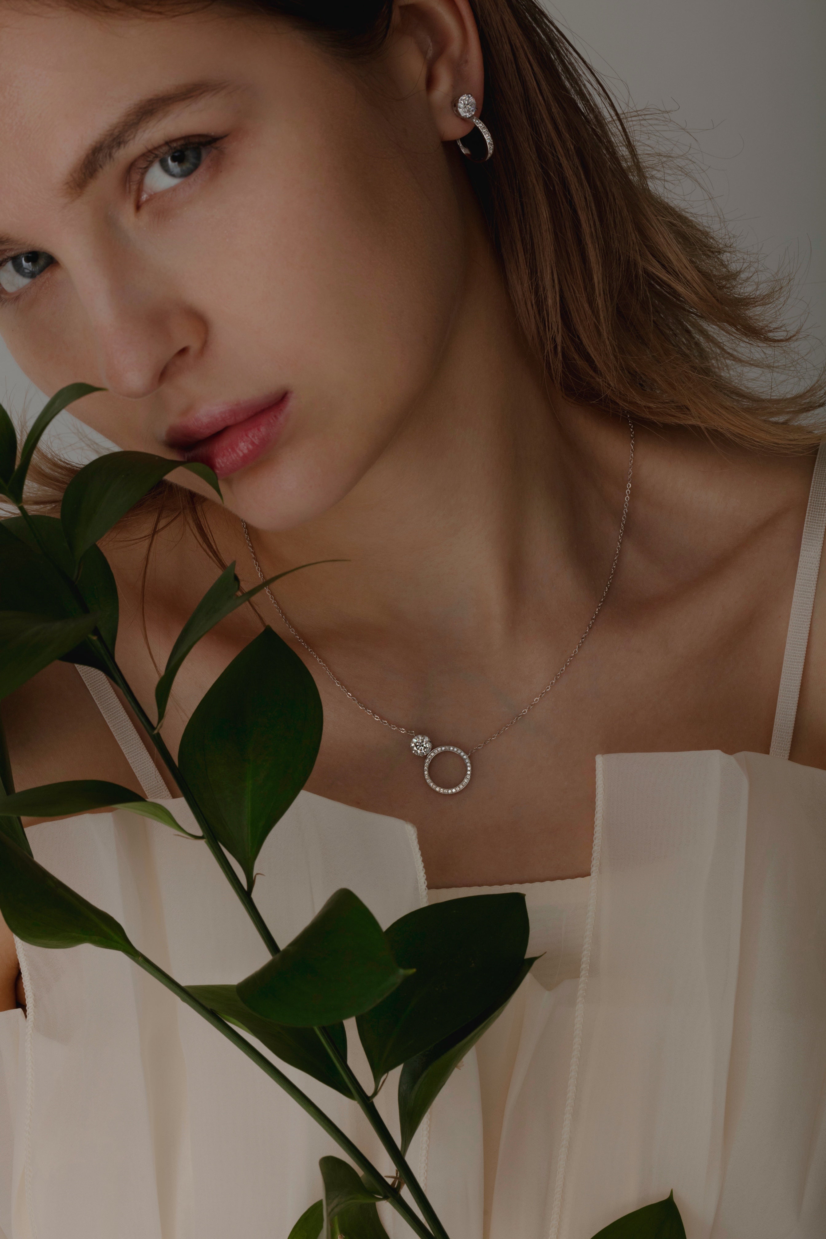 The Duals Necklace Round 1ct