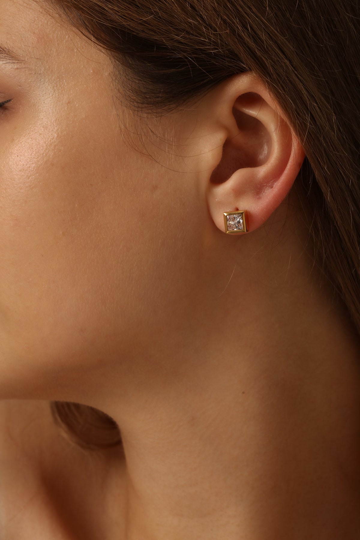 The Geometric Studs “Princess”