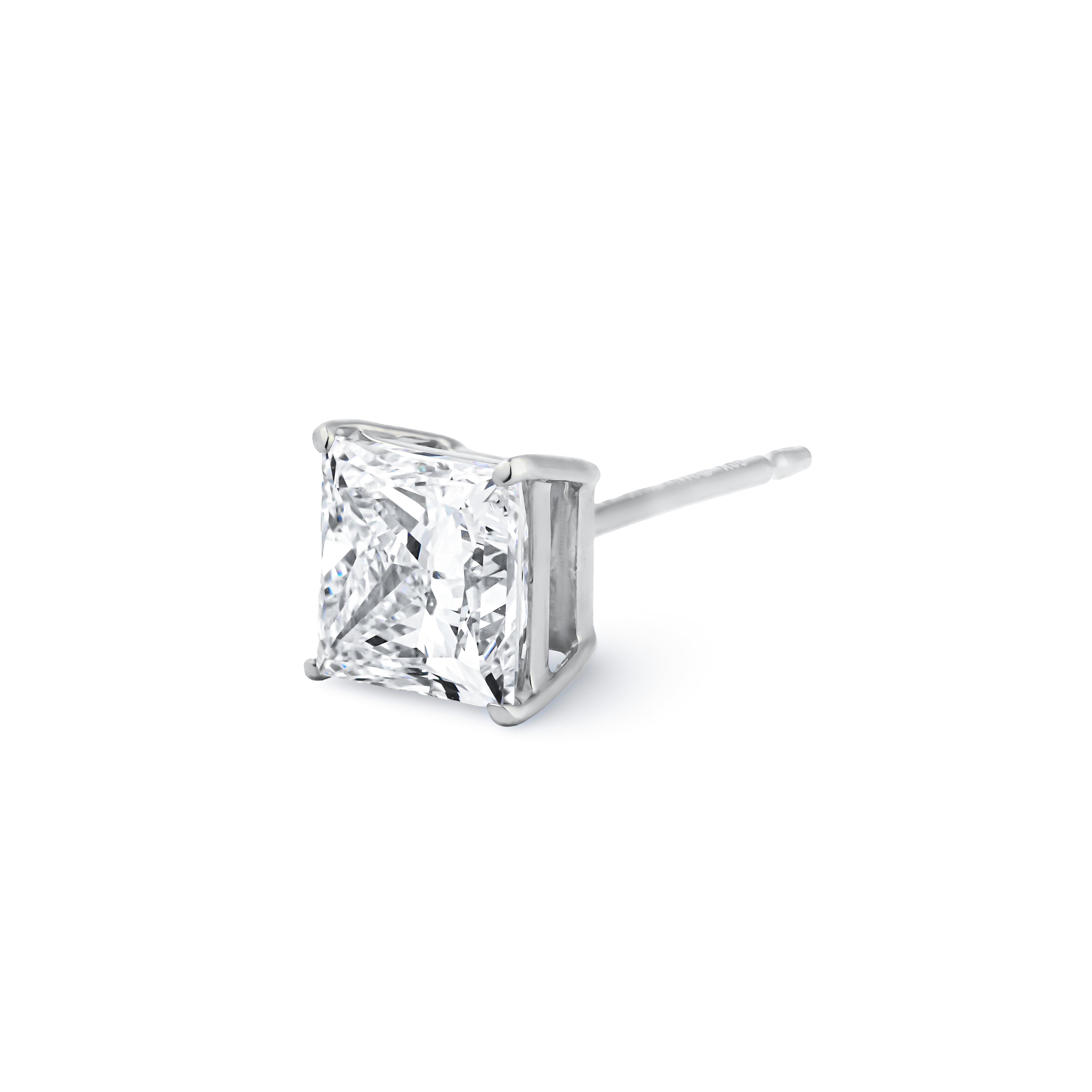 The Essentials Studs “Princess”